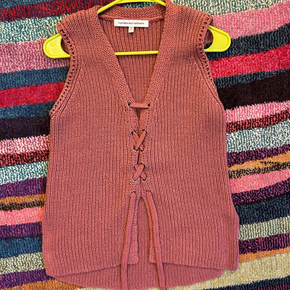 Cupcakes & Cashmere Knit Tie Front Tank Top Size M